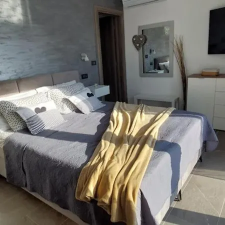 Villa Lana - By Guide *